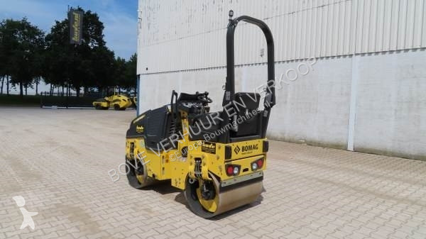 مدحلة Bomag AD5