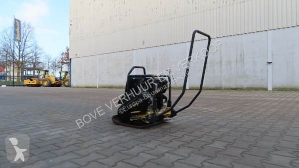 Compactador Bomag BP20/50D