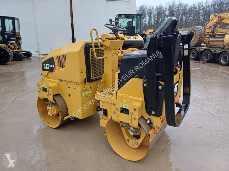 Zhutňovač Caterpillar CB 1.8