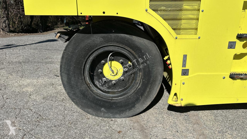 مدحلة Ammann ART 240
