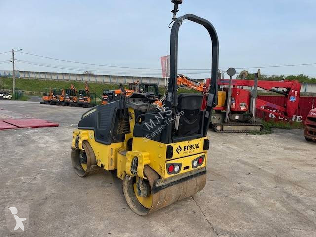 مدحلة Bomag