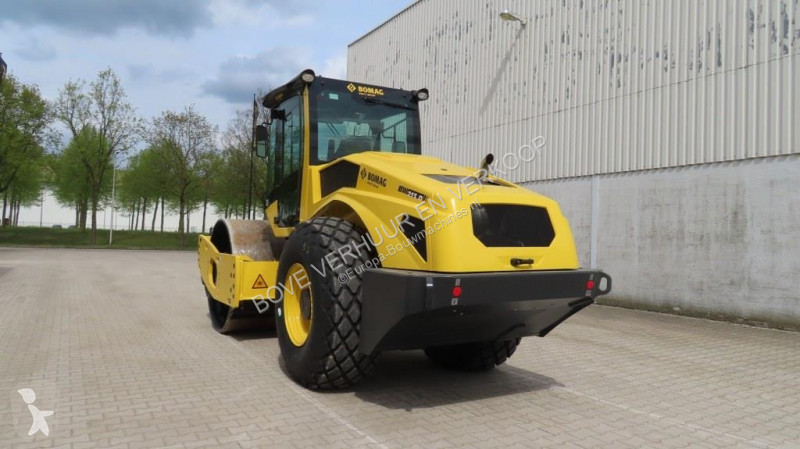 Compactador Bomag BW213 D-5 PL