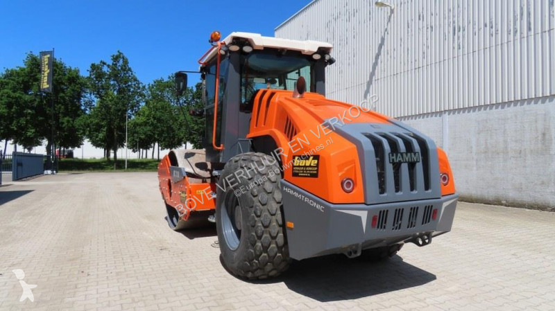 Compactador Hamm HC110i