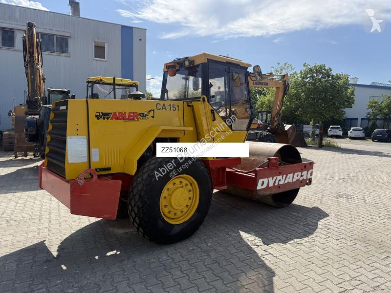 Zhutňovač Dynapac