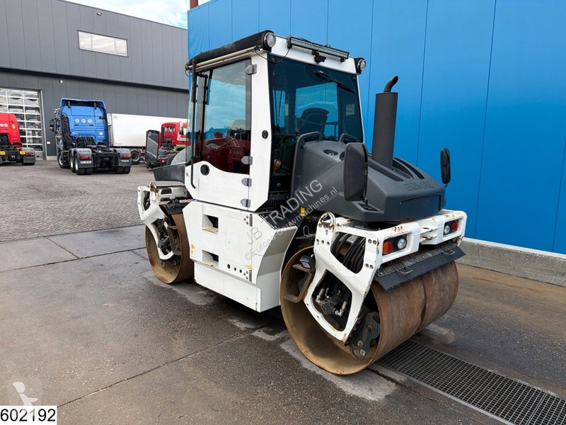 Zhutňovač Bomag BW154 55,4 KW, 7330 hr