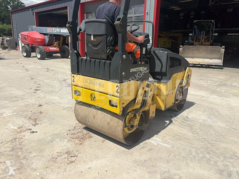 Compactador Bomag AD4