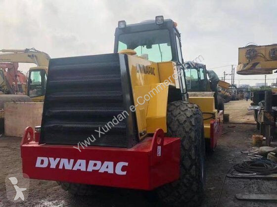 Jordstamper Dynapac CA