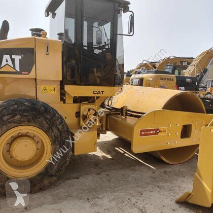 مدحلة Caterpillar