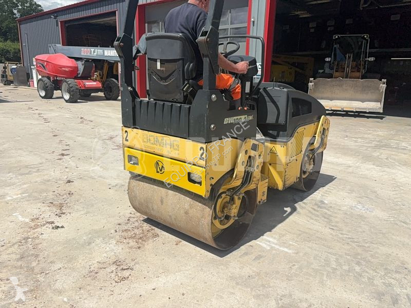 مدحلة Bomag AD4