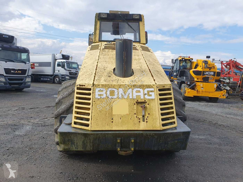 Дорожный каток Bomag BW 225 D-3 / 2001 / nur...