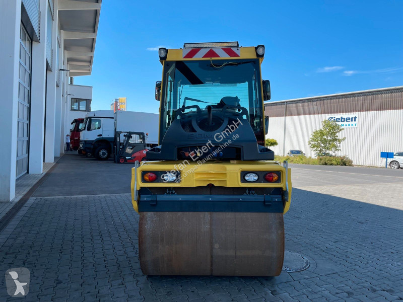 مدحلة Bomag AP4i / nur 731h / Asphalt Manager