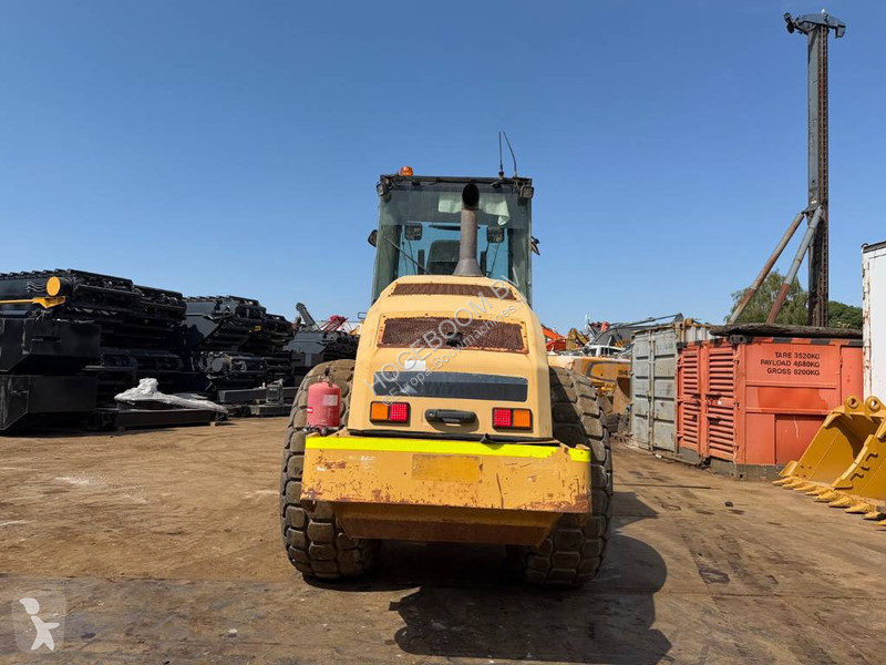 Zhutňovač Caterpillar CP 76