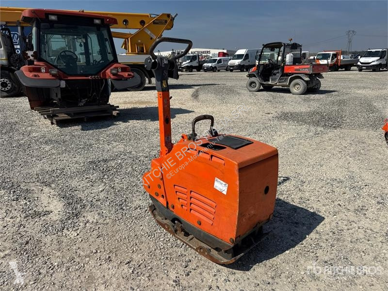 مدحلة Bomag BPR55/65D Vibratory Plate Compactor