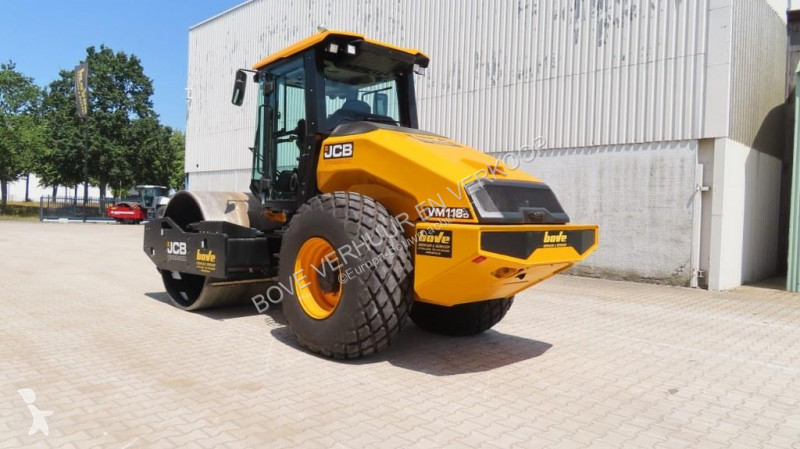 Compactador JCB VM118D