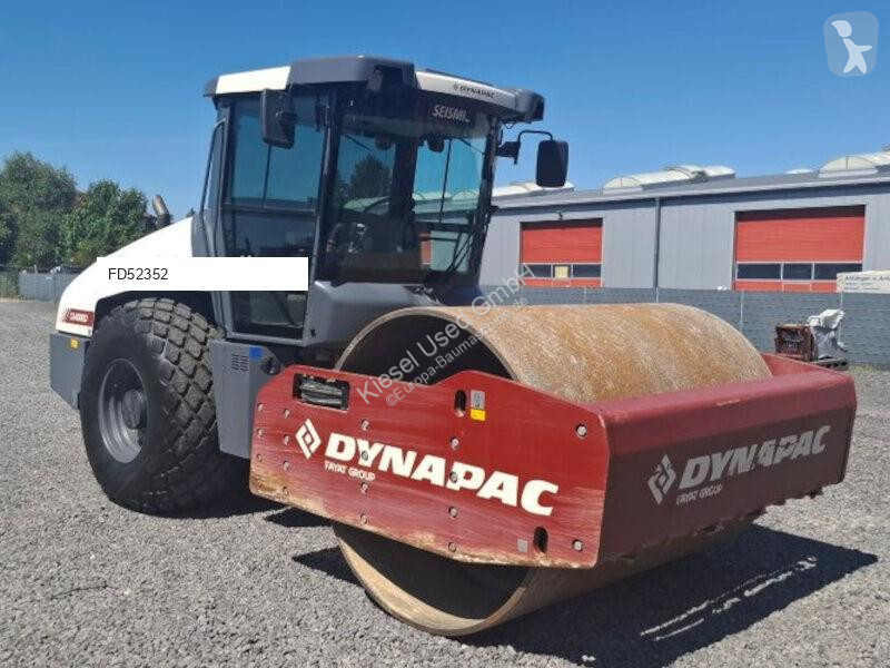 مدحلة Dynapac