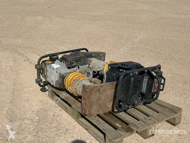 مدحلة Bomag