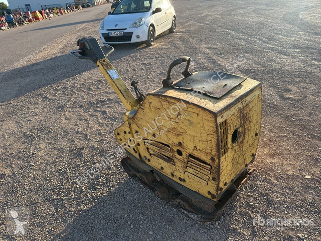 مدحلة Bomag  BPR70/70D