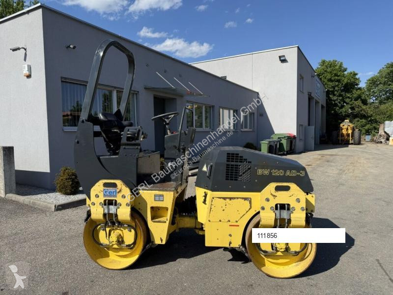 Compactador Bomag AD3