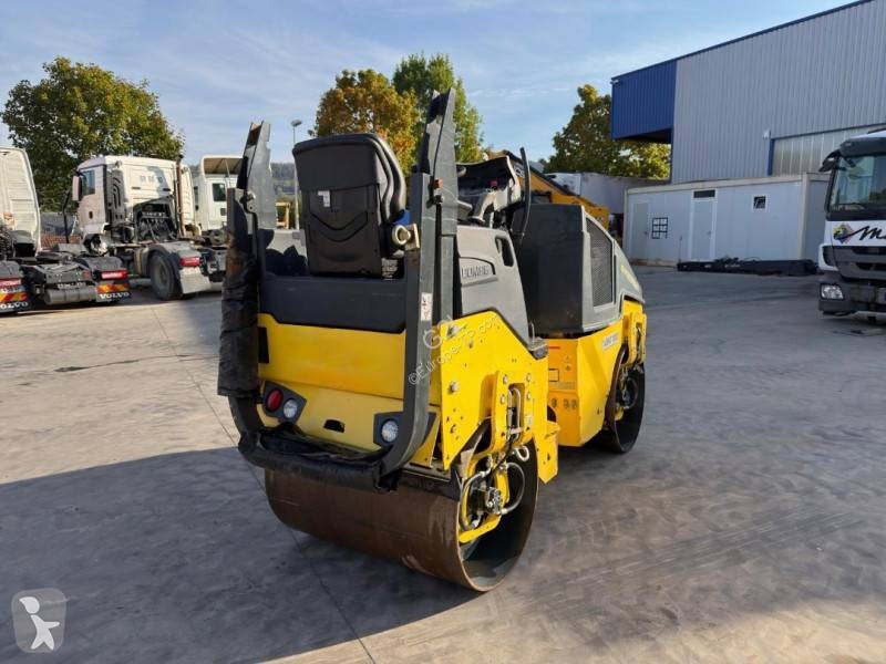 Compactador Bomag