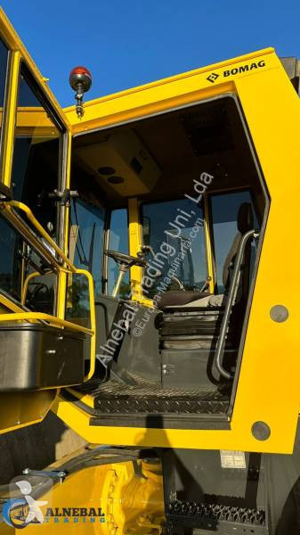 Jordstamper Bomag