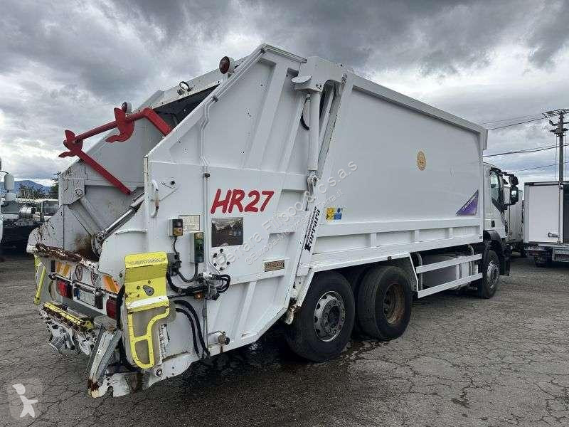 Compactor Iveco 330