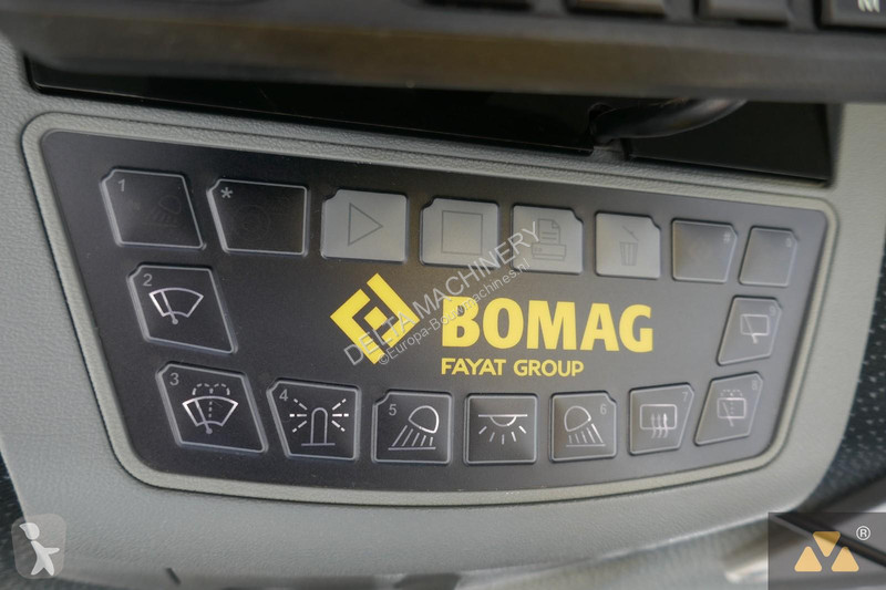 مدحلة Bomag