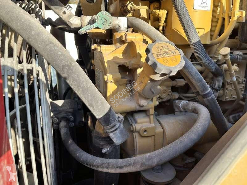 Compacteur Caterpillar