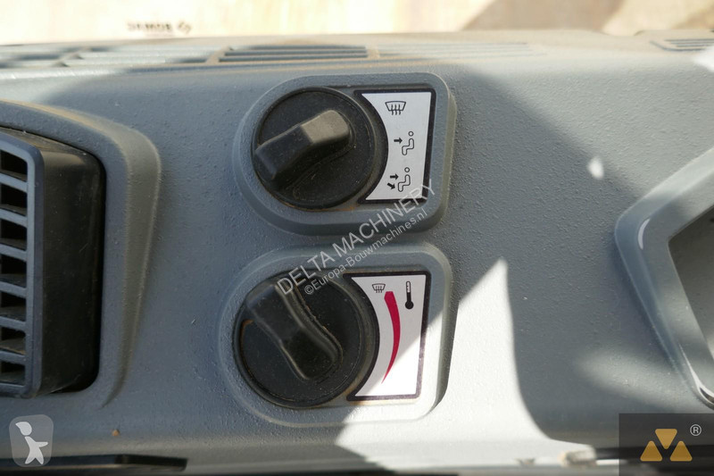 مدحلة Bomag