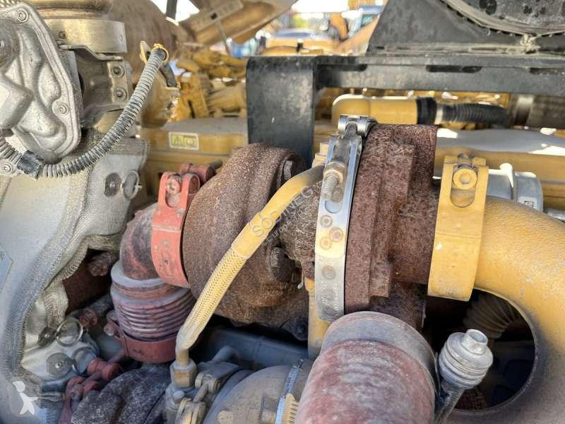 Compacteur Caterpillar