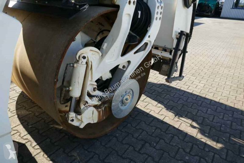 Compactador Bomag AP-4