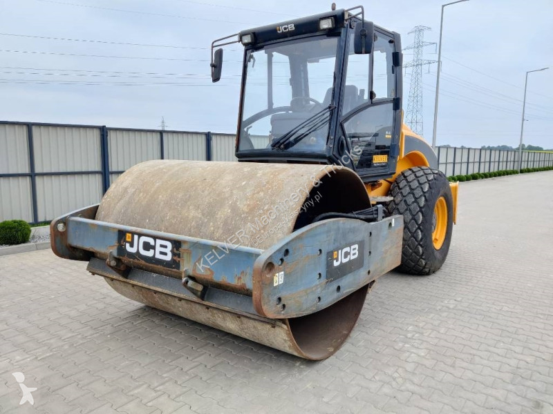 Jordstamper JCB VM 132  roller