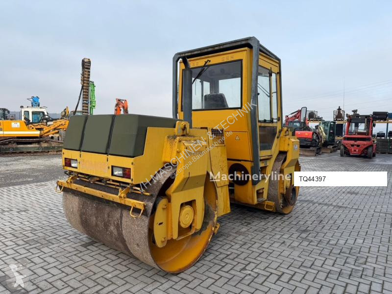مدحلة Bomag