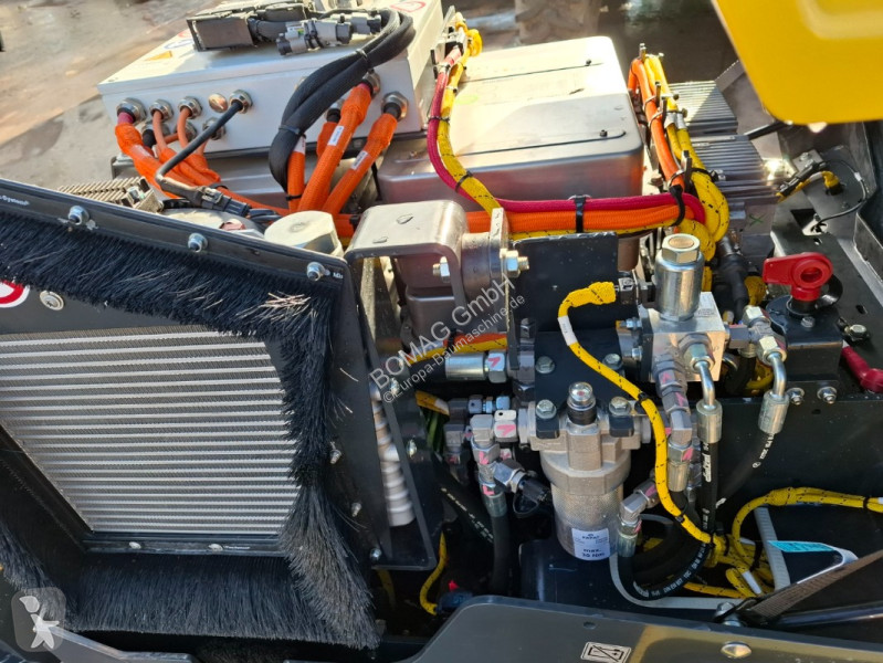 Compattatore Bomag  BW 100 ADe-5