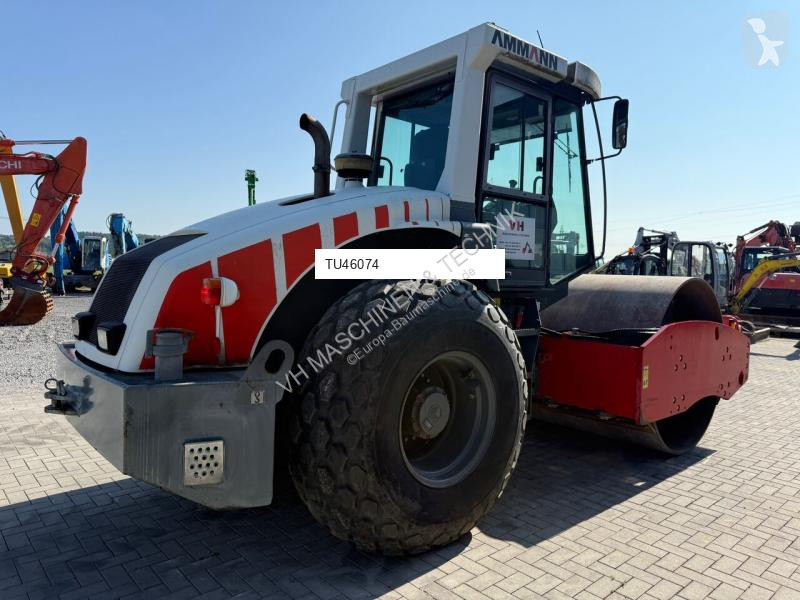 Compactador Ammann ASC 110
