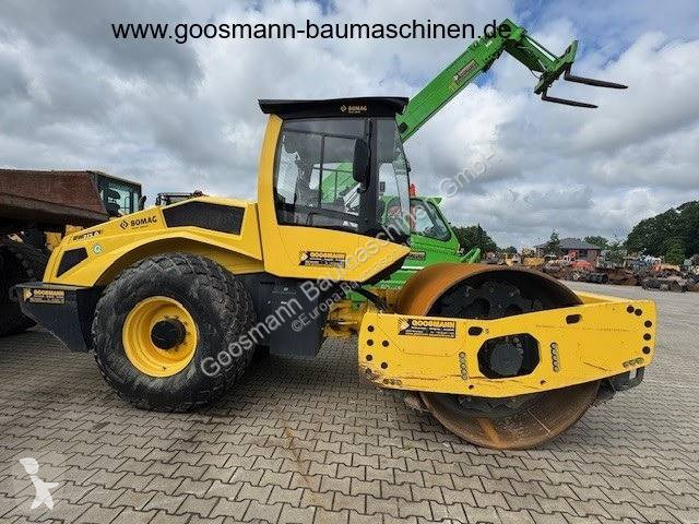 Compactador Bomag 213D-5