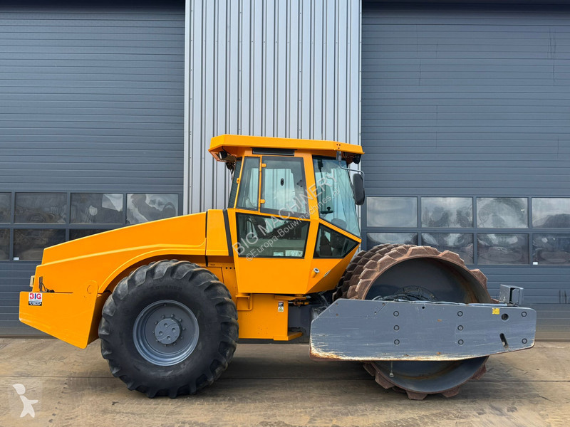 Compactador Dynapac