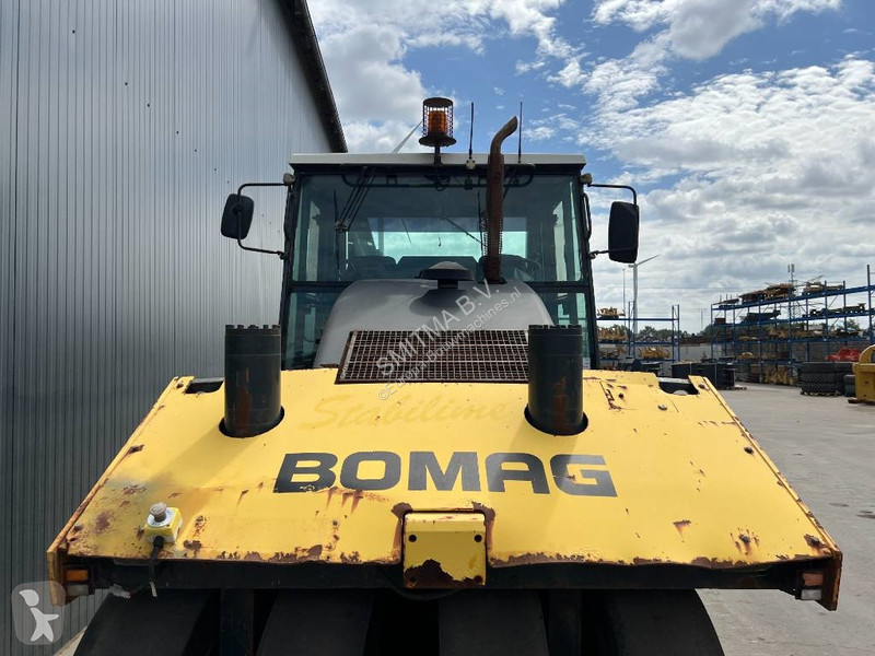 مدحلة Bomag