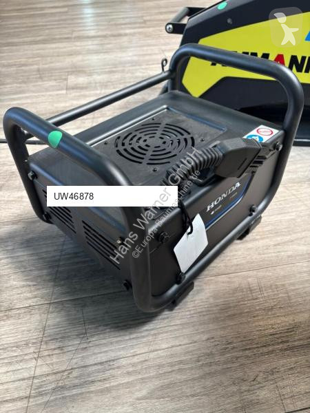 Compactor Ammann eATR 68