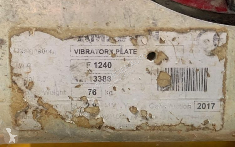 Compactor Ammann plaque vibrante essence