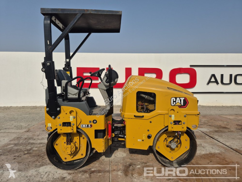 Compactador Caterpillar CB2.5