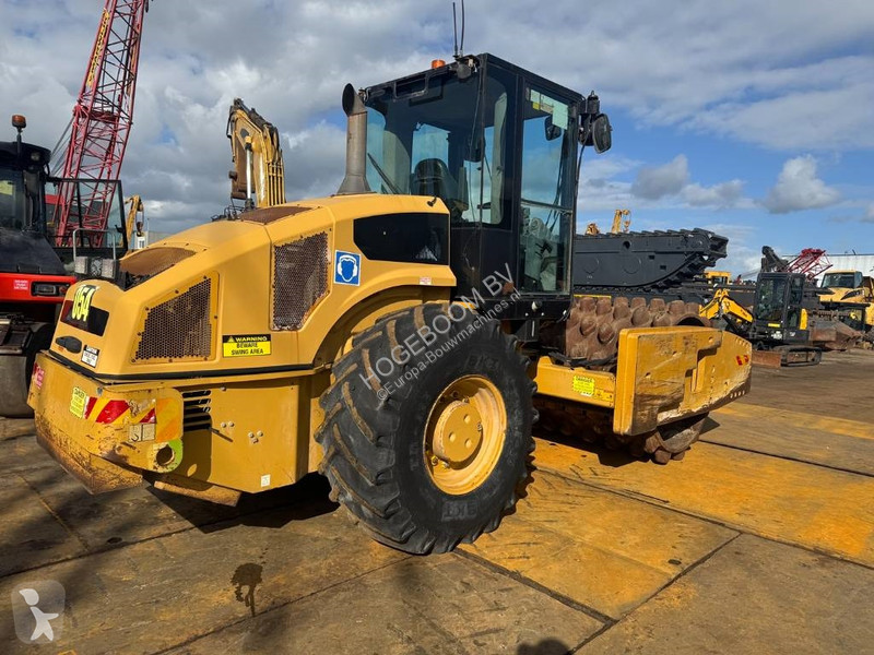 Zhutňovač Caterpillar CP 76