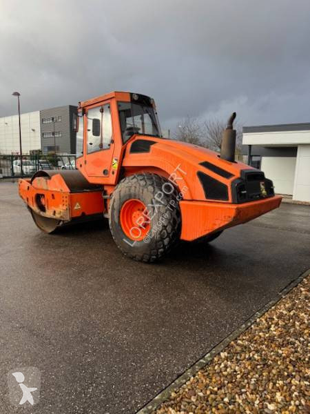 مدحلة Bomag