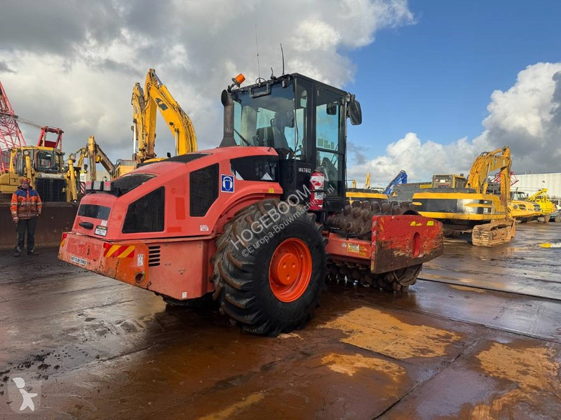 Zhutňovač Caterpillar CP 74