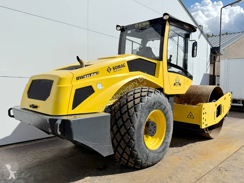 Zhutňovač Bomag BW211DH-5 - German Machine /...