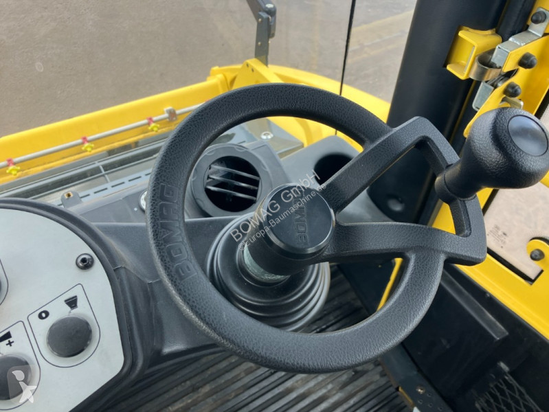 Zhutňovač Bomag  BW 202 AD-4  Stage IIIa/Tier 3