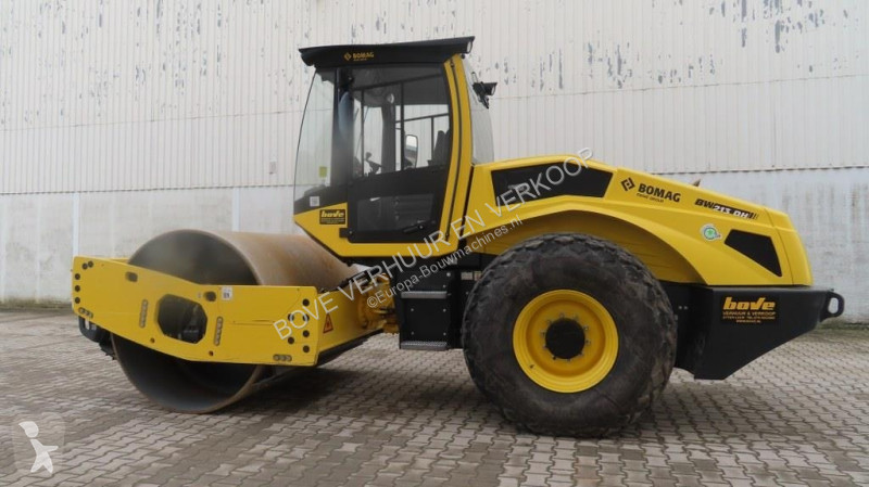 Compactador Bomag BW213 DH-5