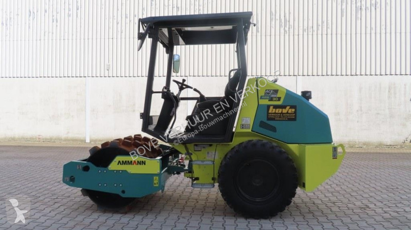 مدحلة Ammann ARS30