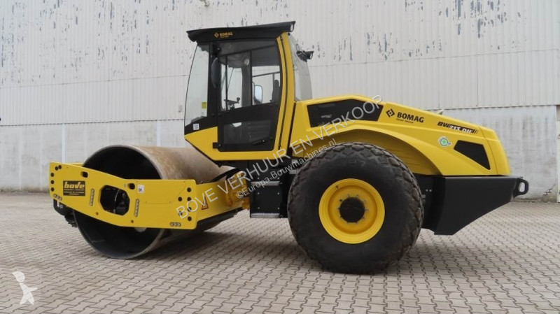 Compactador Bomag BW213 DH-5