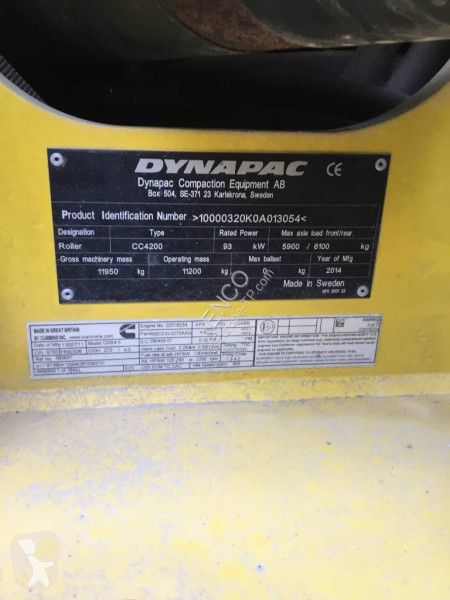 مدحلة Dynapac