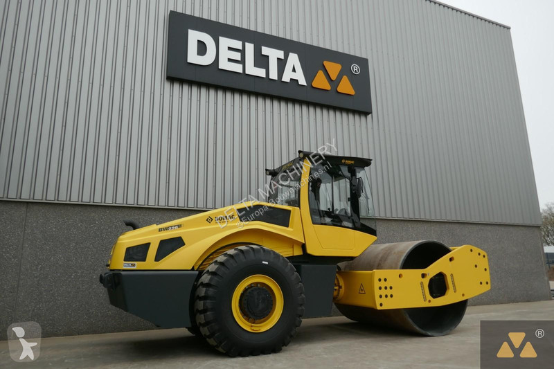 Compactador Bomag BW226-5CL